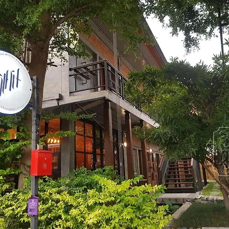 黄枕头酒店